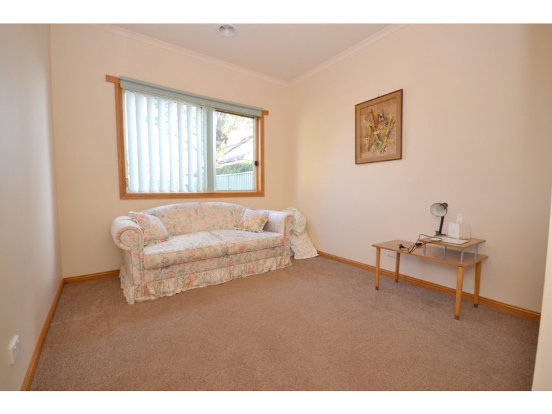 2/5 Marie Crescent, Wendouree VIC 3355