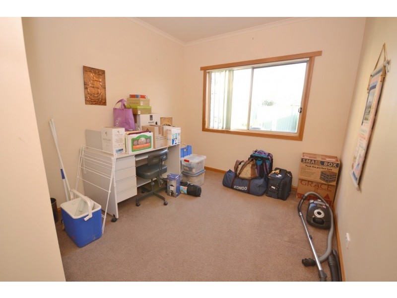 2/5 Marie Crescent, Wendouree VIC 3355