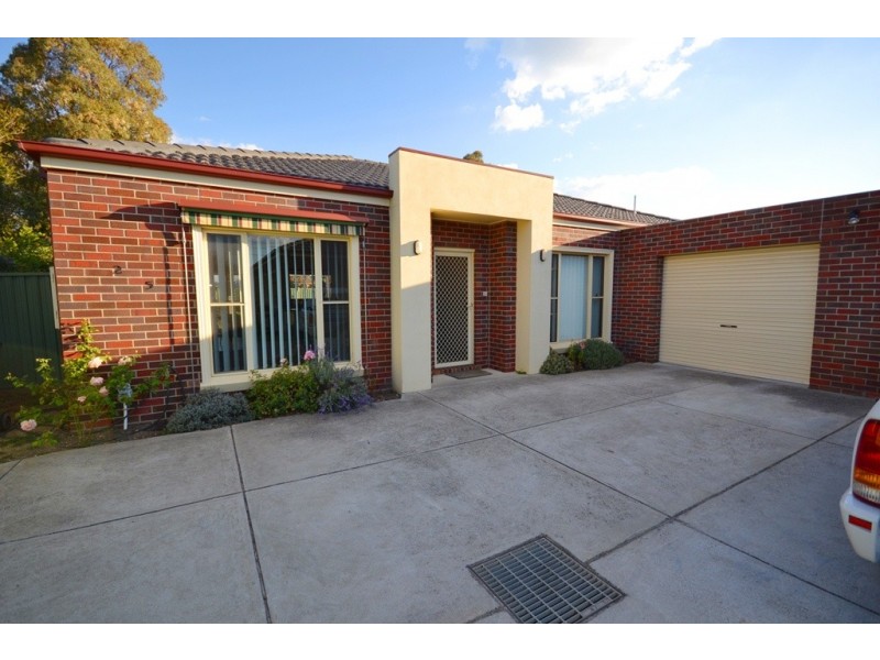 2/5 Marie Crescent, Wendouree VIC 3355