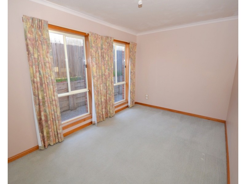 3/611 Peel Street North, Black Hill VIC 3350