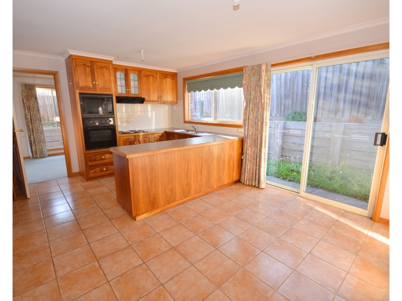 3/611 Peel Street North, Black Hill VIC 3350