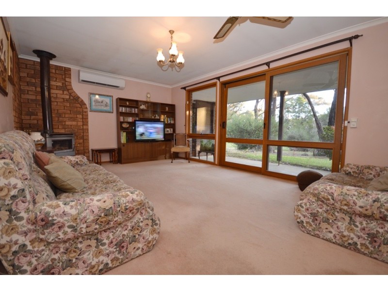 56 Woodland Drive, Scarsdale VIC 3351