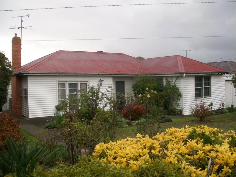 18 William Street, Lismore VIC 3324