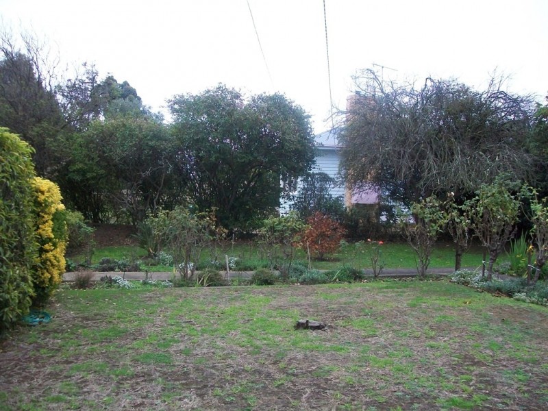 18 William Street, Lismore VIC 3324