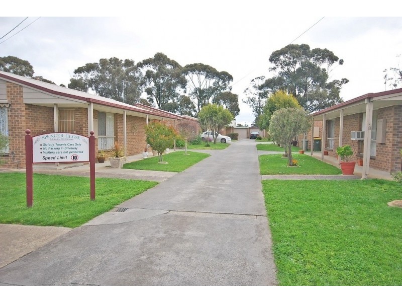 7/24 Spencer  Street, Sebastopol VIC 3356