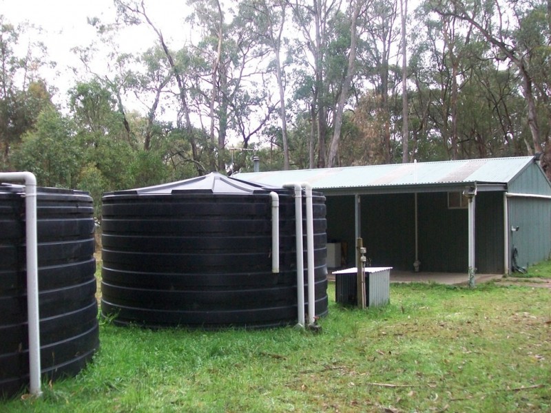 76 Reservoir Road, Ross Creek VIC 3351