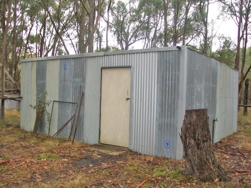 76 Reservoir Road, Ross Creek VIC 3351