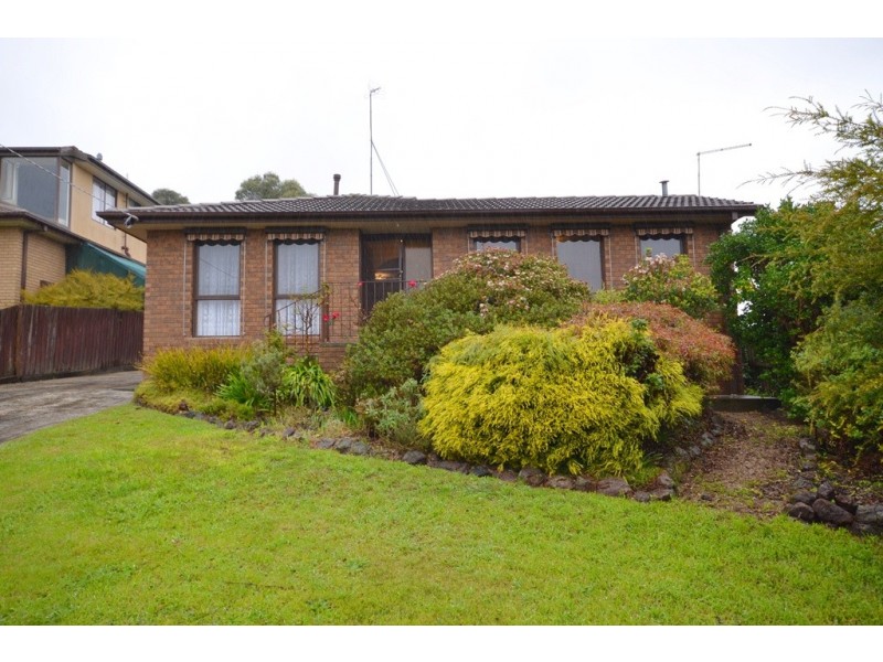 5 Carew Court, Mount Pleasant VIC 3350