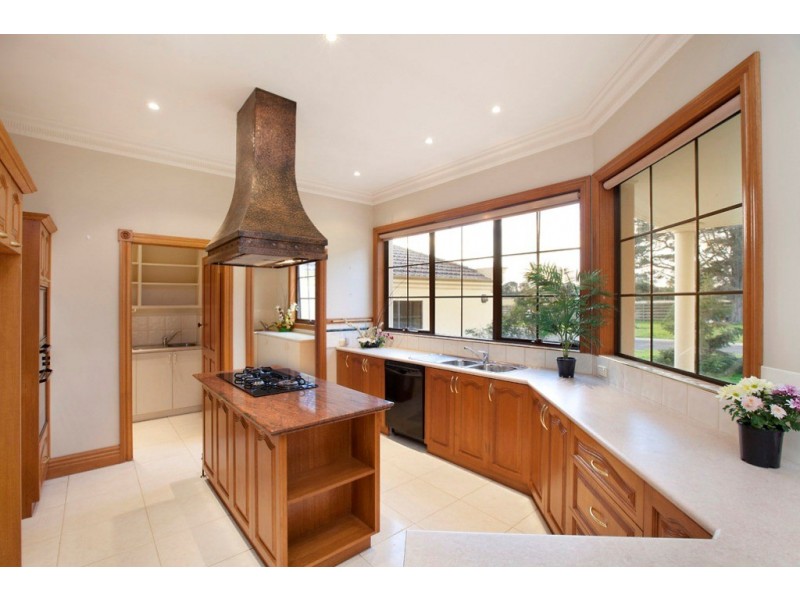 110 Webb Rd, Ballarat VIC 3350