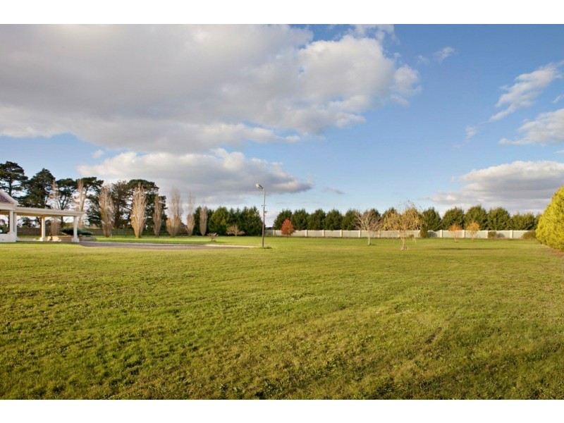 110 Webb Rd, Ballarat VIC 3350