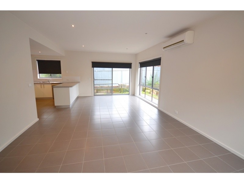 4/5 Brophy Street, Brown Hill VIC 3350