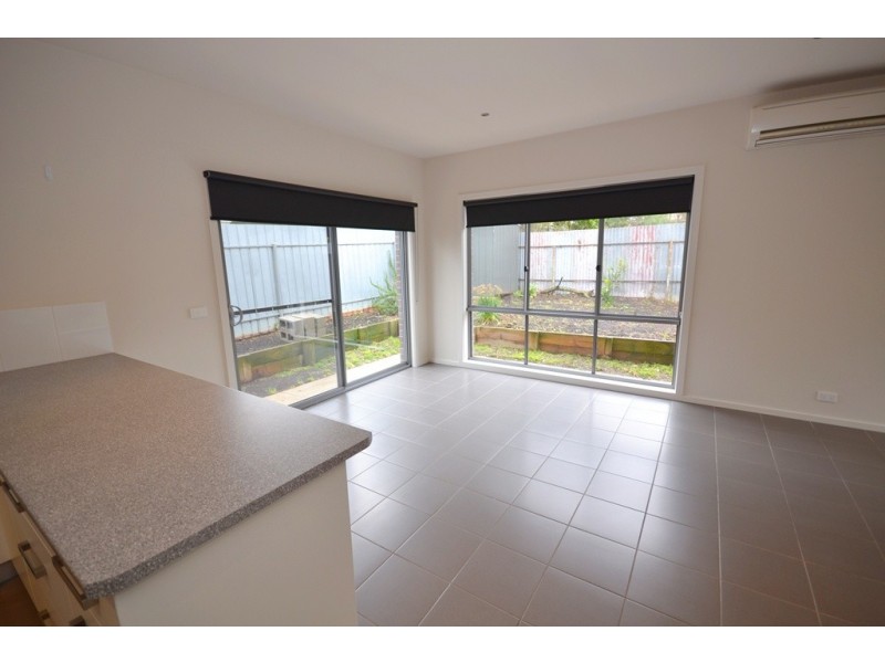 4/5 Brophy Street, Brown Hill VIC 3350