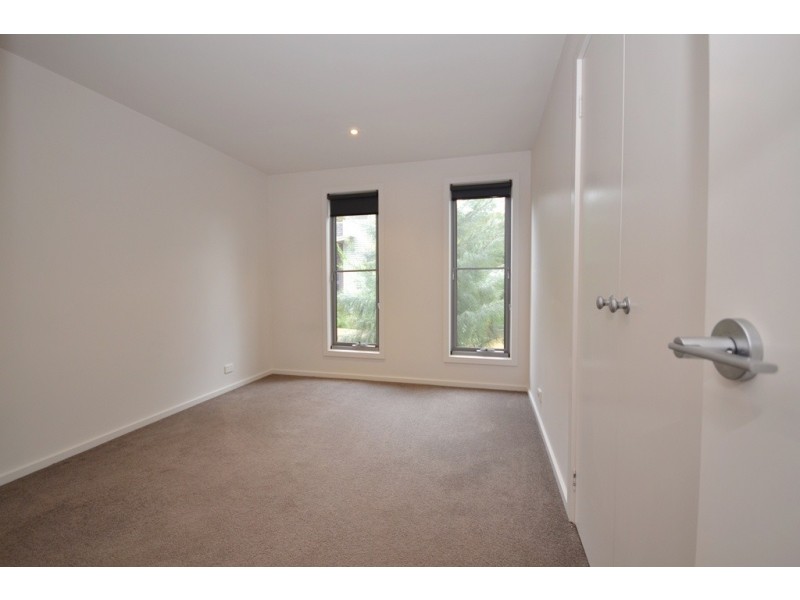 4/5 Brophy Street, Brown Hill VIC 3350