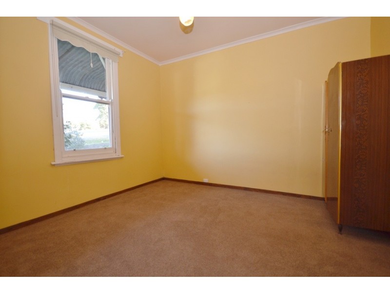 2 Wainwright Street, Golden Point VIC 3350