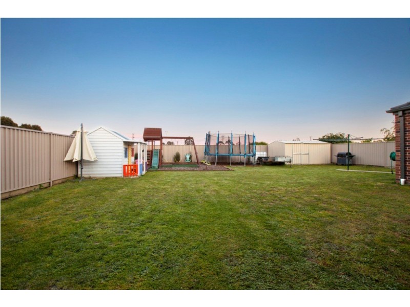8 Ilvia Way, Sebastopol VIC 3356