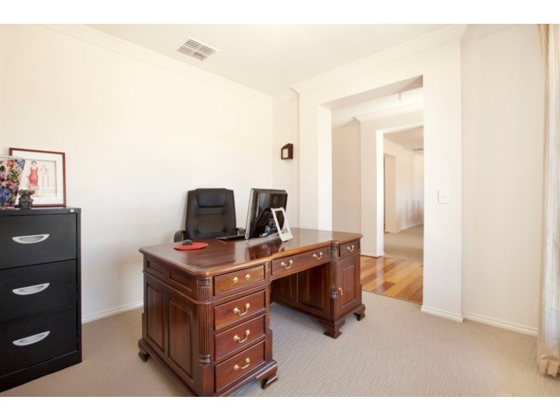 5 Swift Rise, Brown Hill VIC 3350