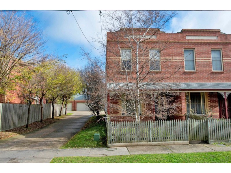 21 High Street, Lake Wendouree VIC 3350