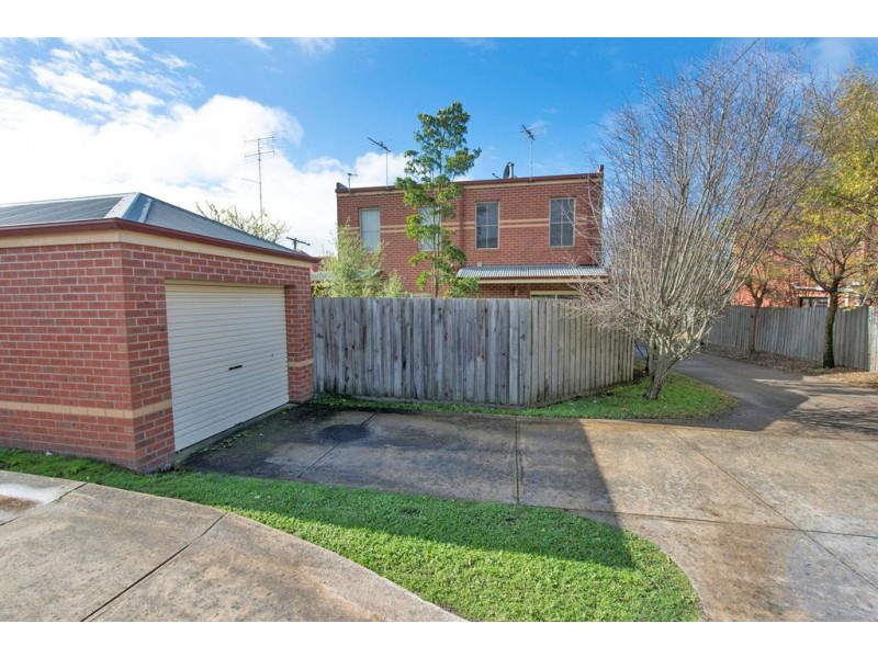 21 High Street, Lake Wendouree VIC 3350