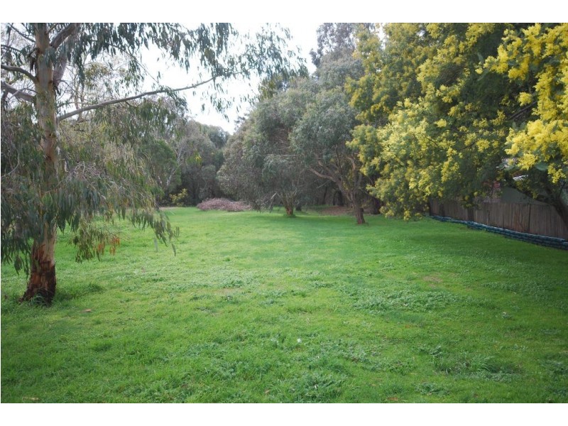 214 Stawell Street North, Brown Hill VIC 3350