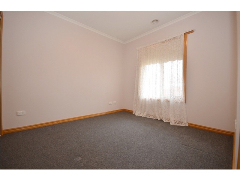 6/324 Peel Street North, Black Hill VIC 3350