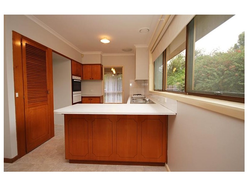 6 Warrina Drive, Delacombe VIC 3356