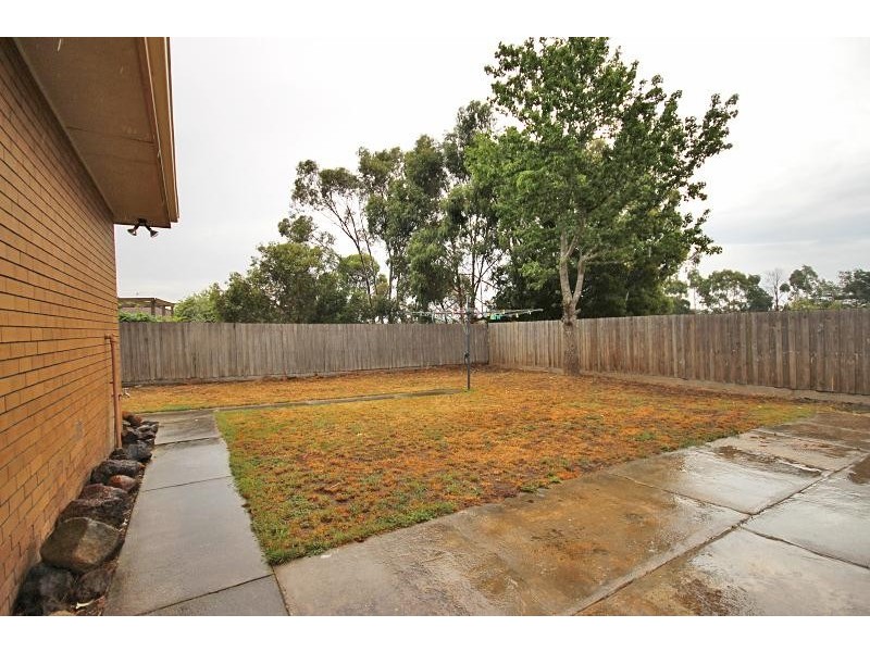 6 Warrina Drive, Delacombe VIC 3356