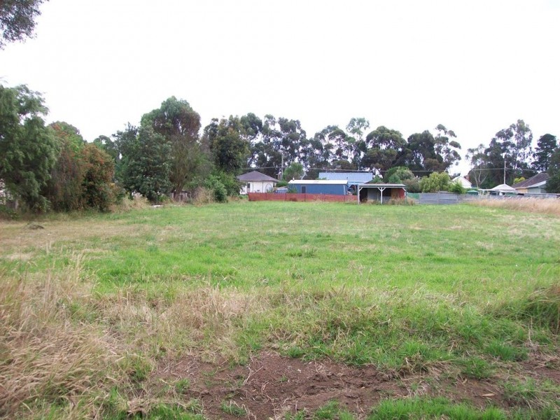 74 Seymour Street, Lismore VIC 3324