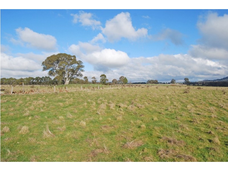 240-280 Kierces Road, Clunes VIC 3370