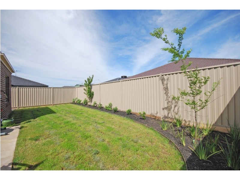 44 Clovedale Avenue, Alfredton VIC 3350