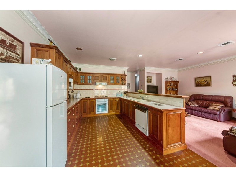 3 Bogart Drive, Wendouree VIC 3355