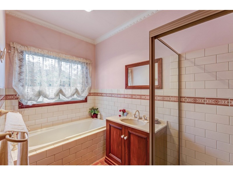 3 Bogart Drive, Wendouree VIC 3355