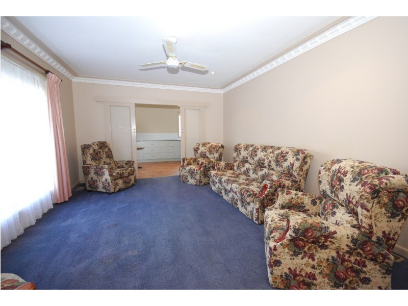 17 Ningana Street, Alfredton VIC 3350