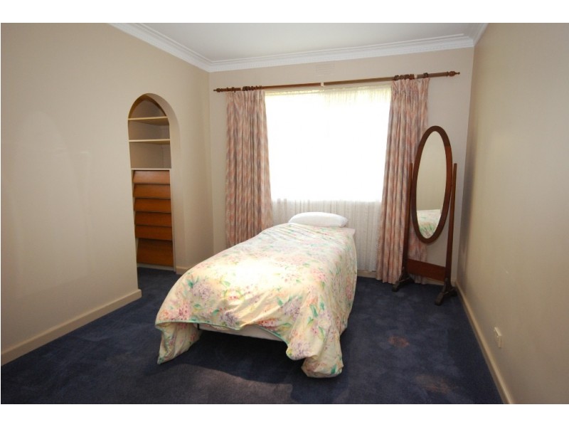 17 Ningana Street, Alfredton VIC 3350