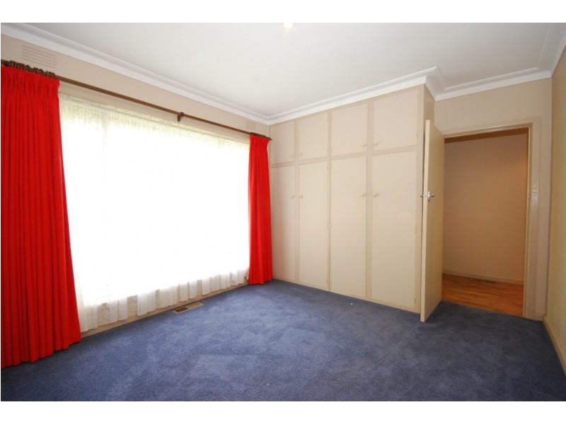 17 Ningana Street, Alfredton VIC 3350