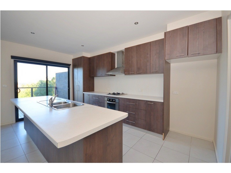 1/10 Brooksbank Court, Black Hill VIC 3350