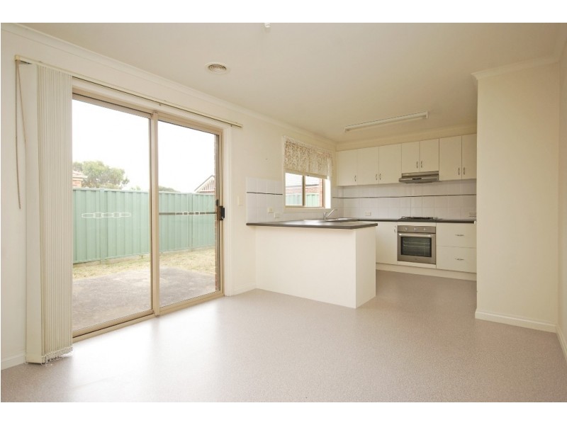 20 Domain Gardens, Sebastopol VIC 3356