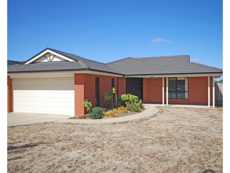 25 Parkview Drive, Alfredton VIC 3350