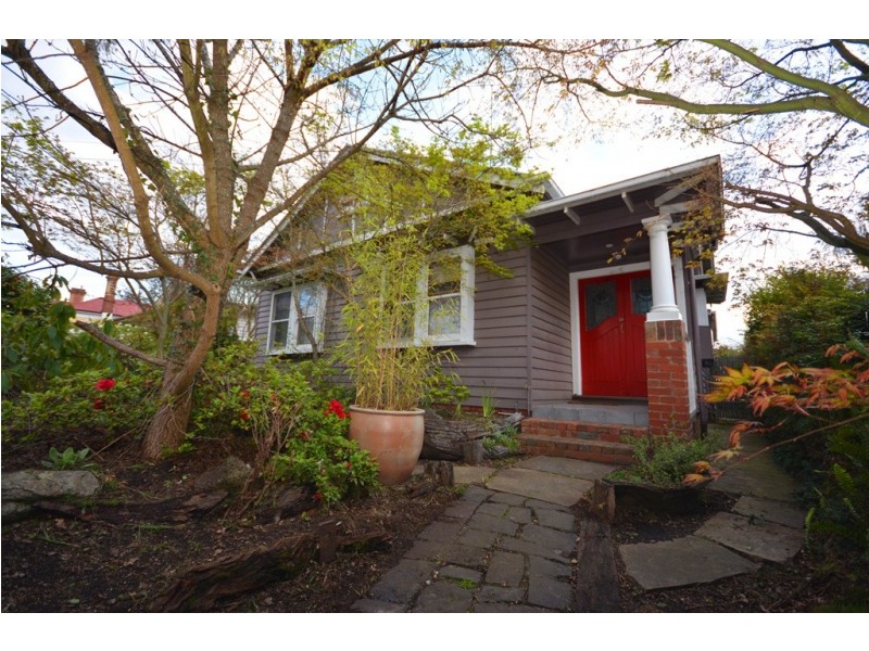 202 Cobden Street, Mount Pleasant VIC 3350