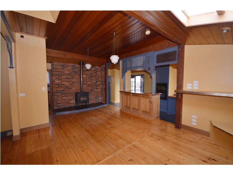 202 Cobden Street, Mount Pleasant VIC 3350