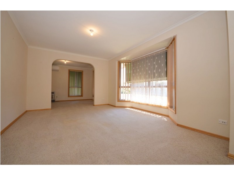 2/17 Yarrowee Street, Sebastopol VIC 3356