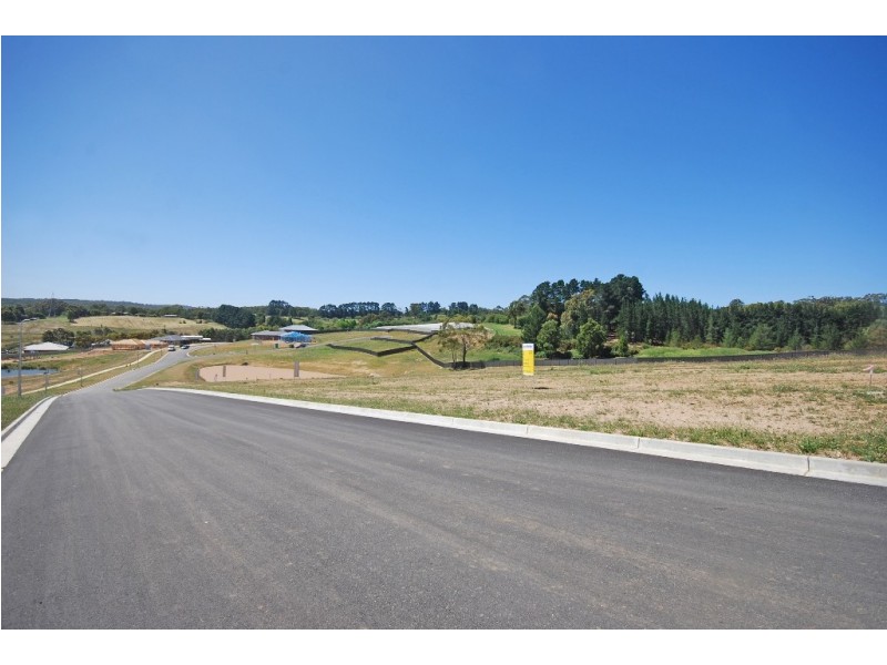28 (Lot 53) Willowbank Way, Brown Hill VIC 3350