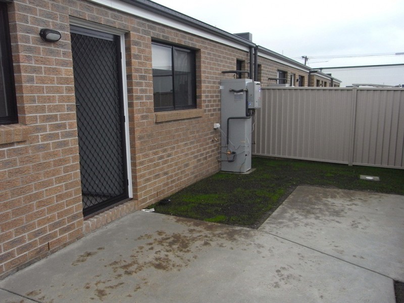 2 Vickers Street, Sebastopol VIC 3356