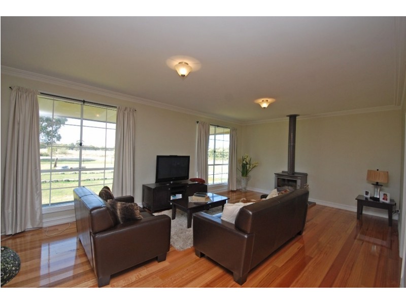 3 Brougham Street, Gordon VIC 3345