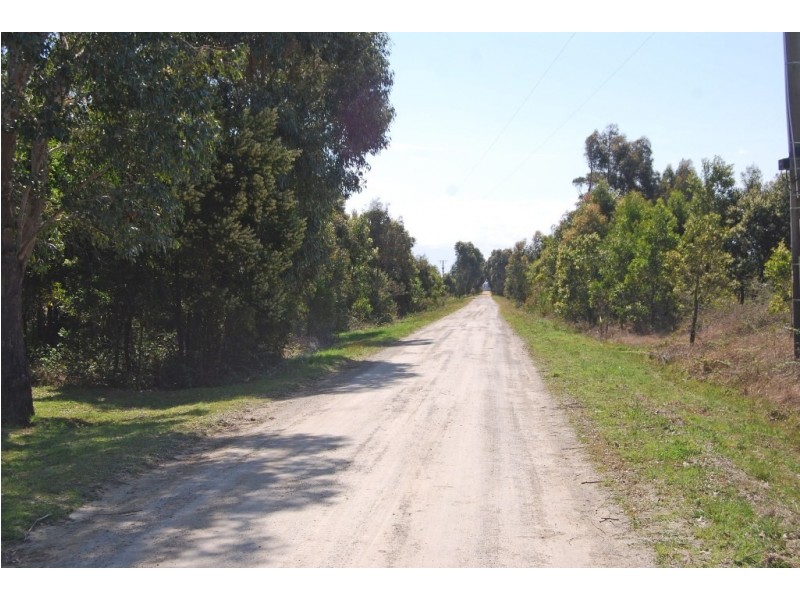 3 Brougham Street, Gordon VIC 3345