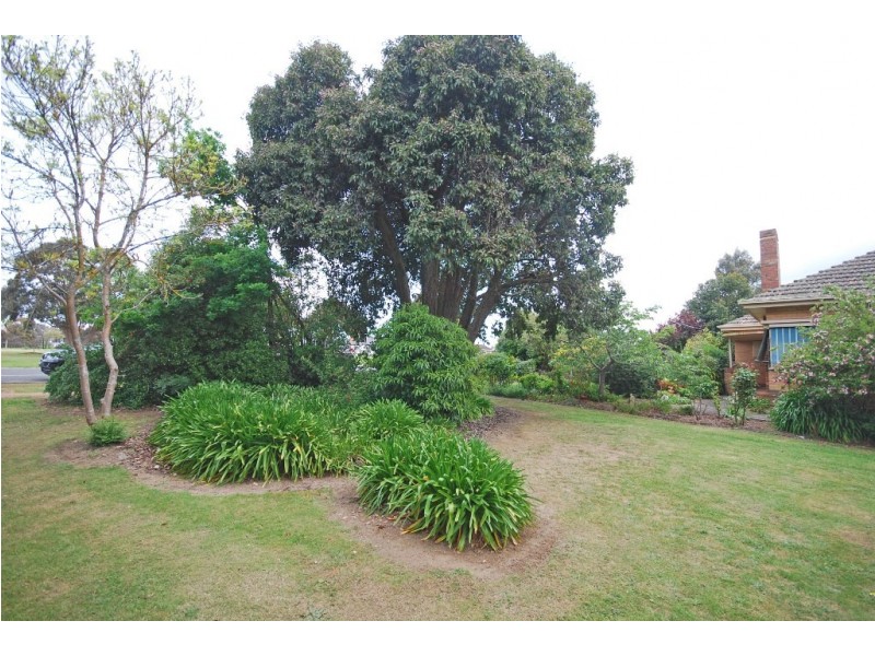 68 High Street, Lismore VIC 3324