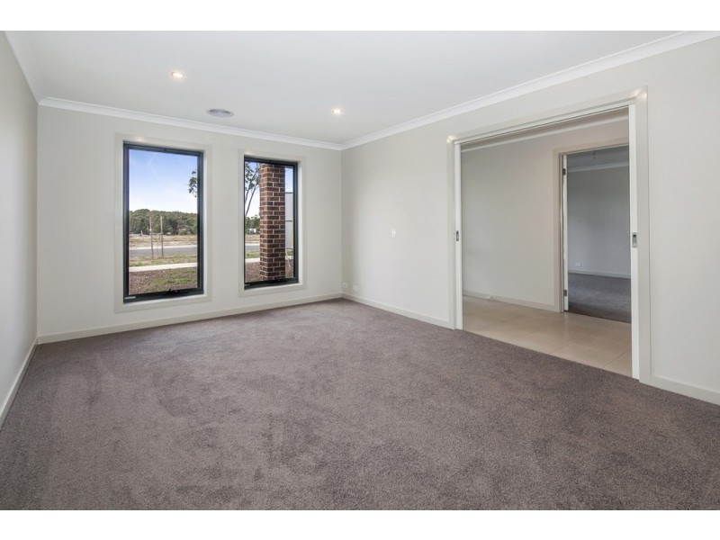 33 Horwood Drive, Canadian VIC 3350