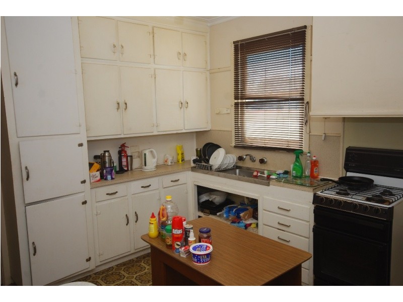 21 Boronia Grove, Wendouree VIC 3355