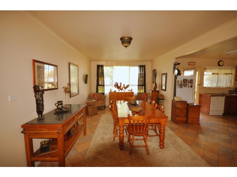 15 Faraday Street, Avoca VIC 3467