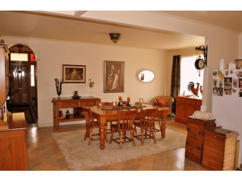 15 Faraday Street, Avoca VIC 3467