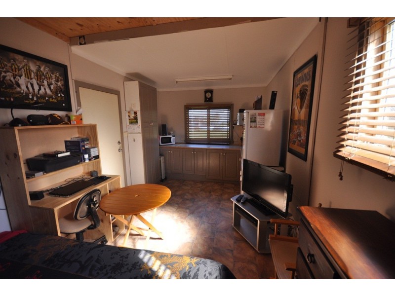 15 Faraday Street, Avoca VIC 3467